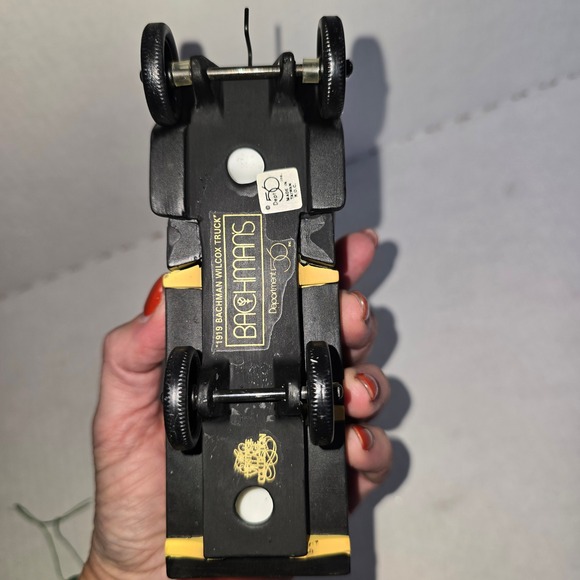 Department 56 Dickens Village VILLAGE EXPRESS VAN‎ - Special Edition #58653 - Picture 9 of 15